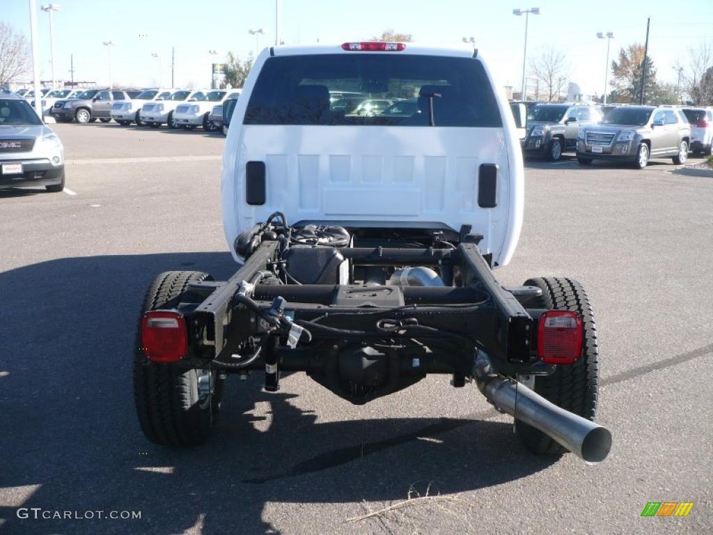 2011 Sierra 2500HD SLE Extended Cab 4x4 Chassis - Summit White / Ebony photo #4