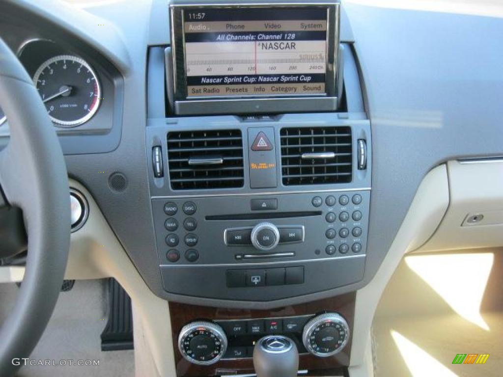2011 Mercedes-Benz C 300 Luxury Controls Photo #39209654