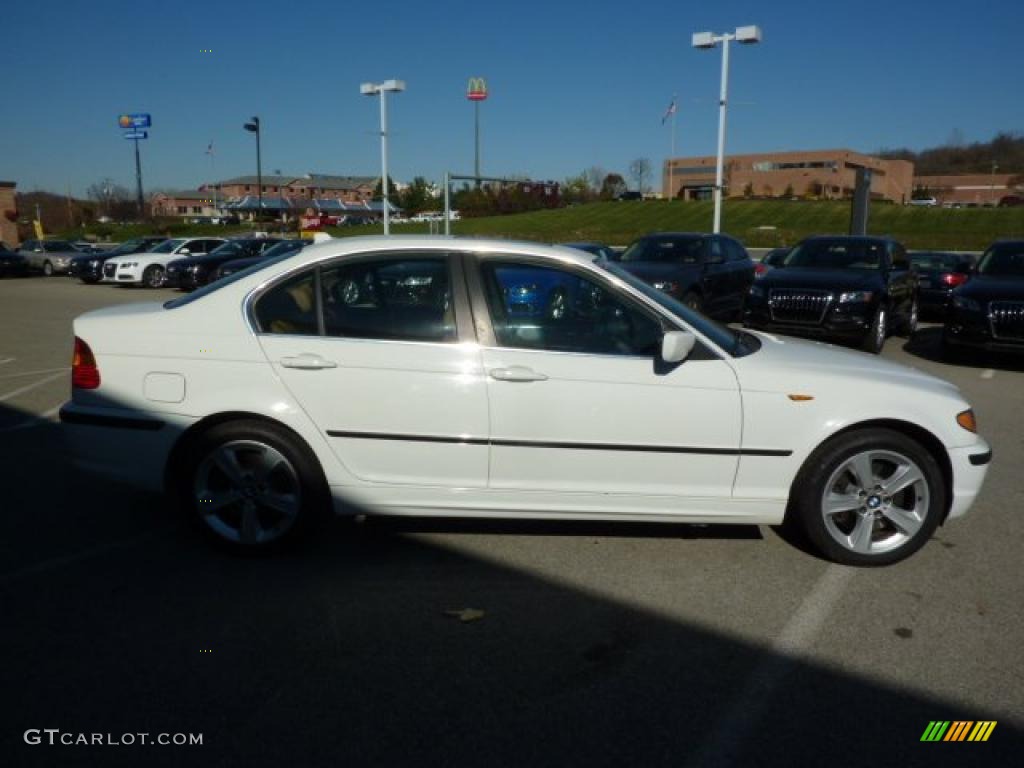 2005 3 Series 330xi Sedan - Alpine White / Natural Brown photo #6