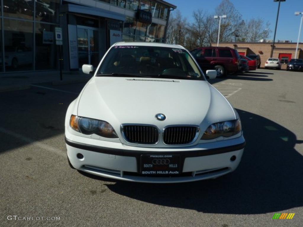 2005 3 Series 330xi Sedan - Alpine White / Natural Brown photo #8