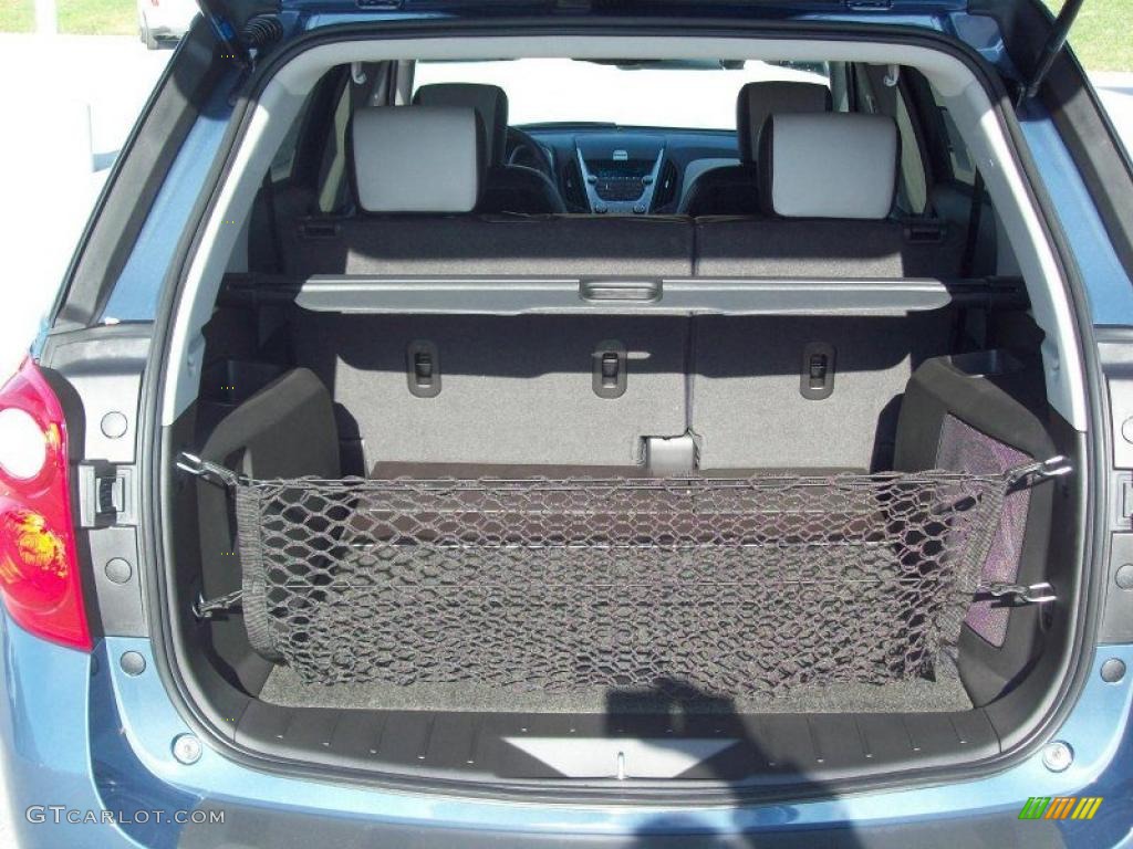 2011 Chevrolet Equinox LTZ AWD Trunk Photo #39210498