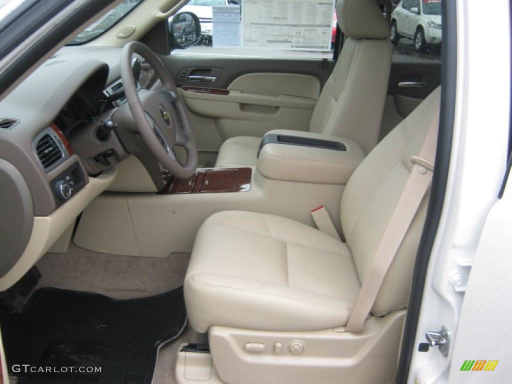Light Cashmere/Dark Cashmere Interior 2011 Chevrolet Tahoe LTZ Photo #39210974