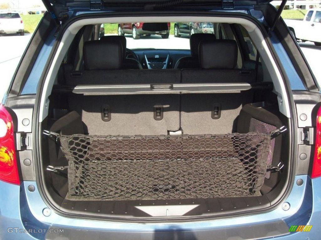 2011 Chevrolet Equinox LTZ AWD Trunk Photo #39211050