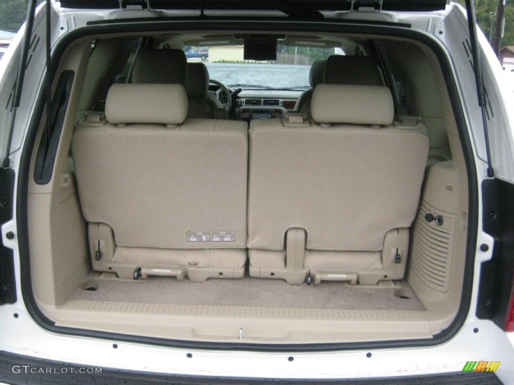 2011 Chevrolet Tahoe LTZ Trunk Photo #39211114