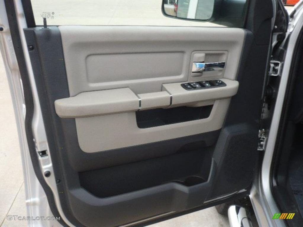 2010 Dodge Ram 2500 SLT Mega Cab 4x4 Door Panel Photos