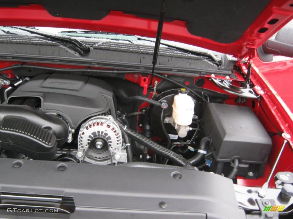 2011 Chevrolet Suburban LT 5.3 Liter OHV 16-Valve Flex-Fuel Vortec V8 Engine Photo #39211710