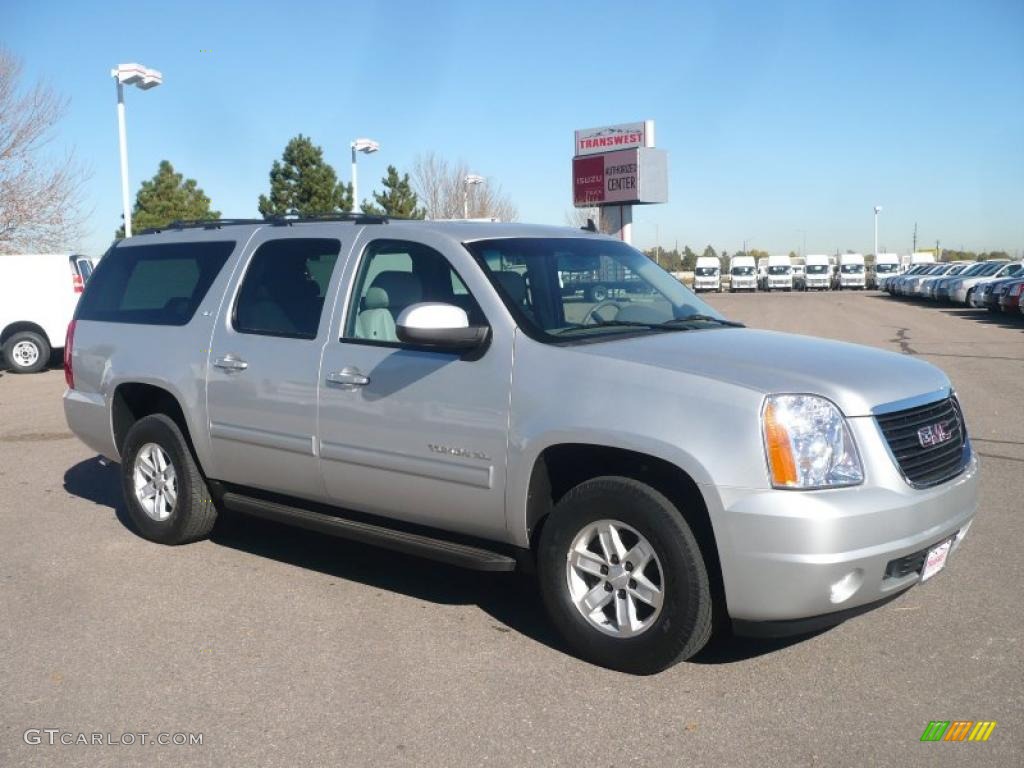 2010 Yukon XL SLT 4x4 - Pure Silver Metallic / Light Titanium photo #1