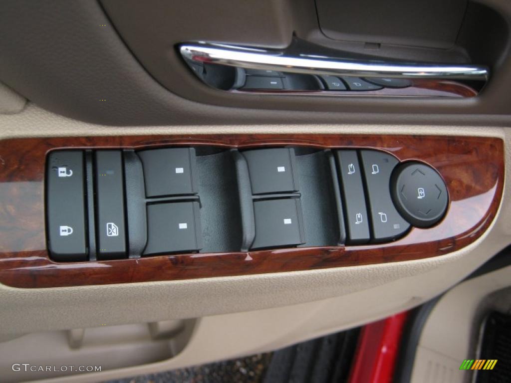 2011 Chevrolet Tahoe LT Controls Photo #39212094