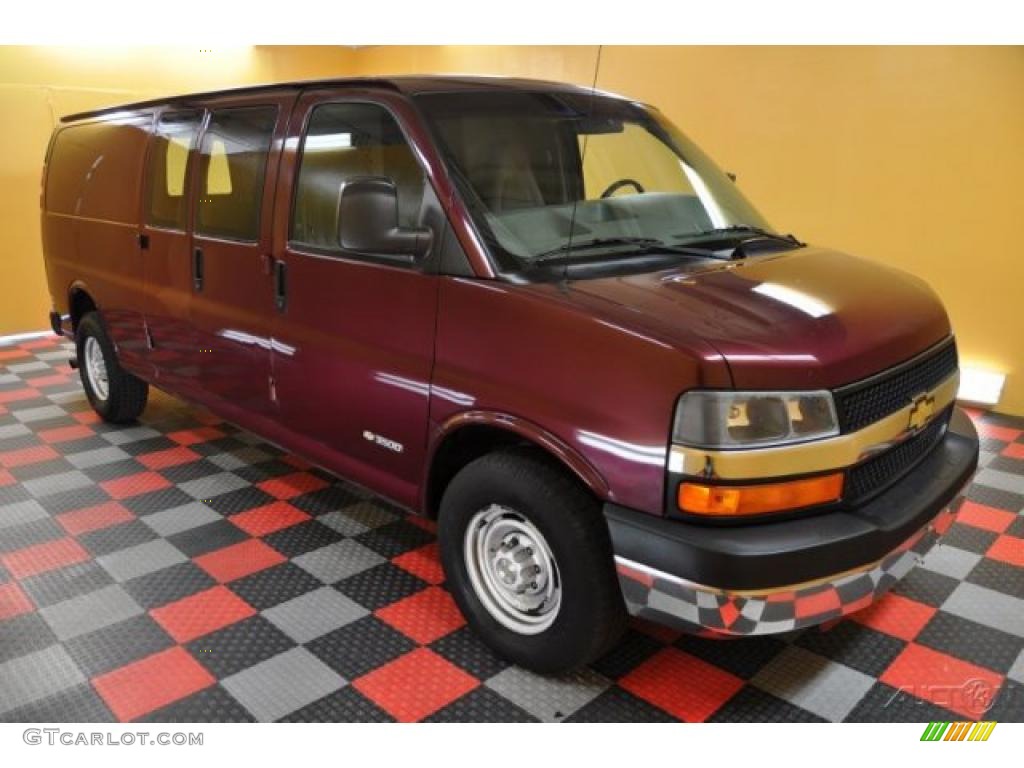 2004 Express 3500 Extended Commercial Van - Berry Red Metallic / Medium Dark Pewter photo #1