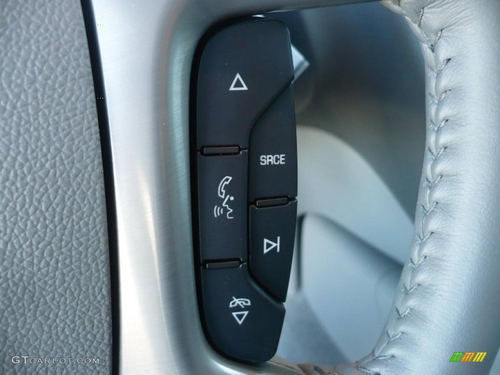 2010 GMC Yukon XL SLT 4x4 Controls Photo #39212302