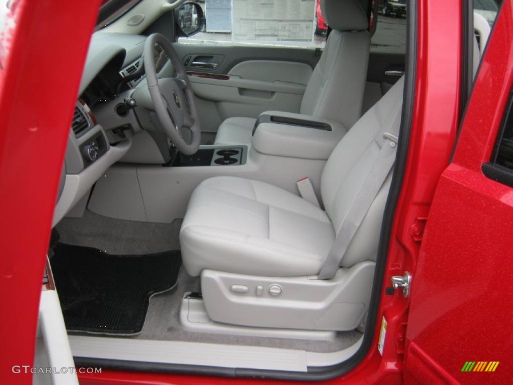 Light Titanium/Dark Titanium Interior 2011 Chevrolet Tahoe LT Photo #39212530