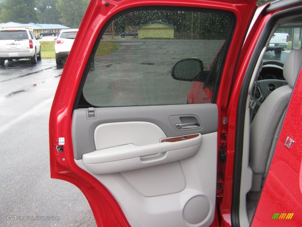 2011 Tahoe LT - Victory Red / Light Titanium/Dark Titanium photo #22