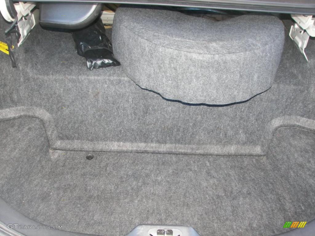 2002 Lincoln Town Car Cartier Trunk Photos