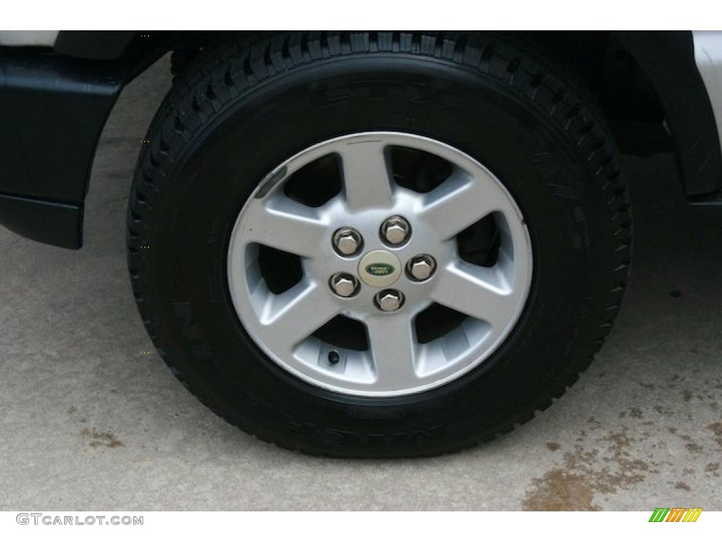 2003 Land Rover Discovery S Wheel Photo #39216260