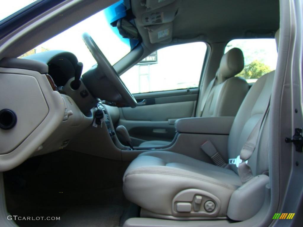 Shale Interior 2004 Cadillac Seville SLS Photo #39216695