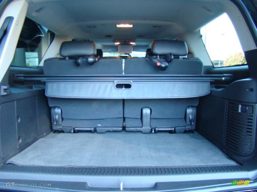 2007 Chevrolet Suburban 1500 LTZ 4x4 Trunk Photo #39218138
