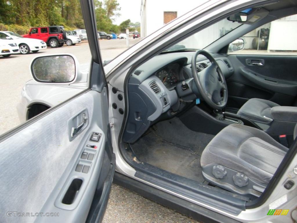 Lapis Interior 2000 Honda Accord LX Sedan Photo #39219106