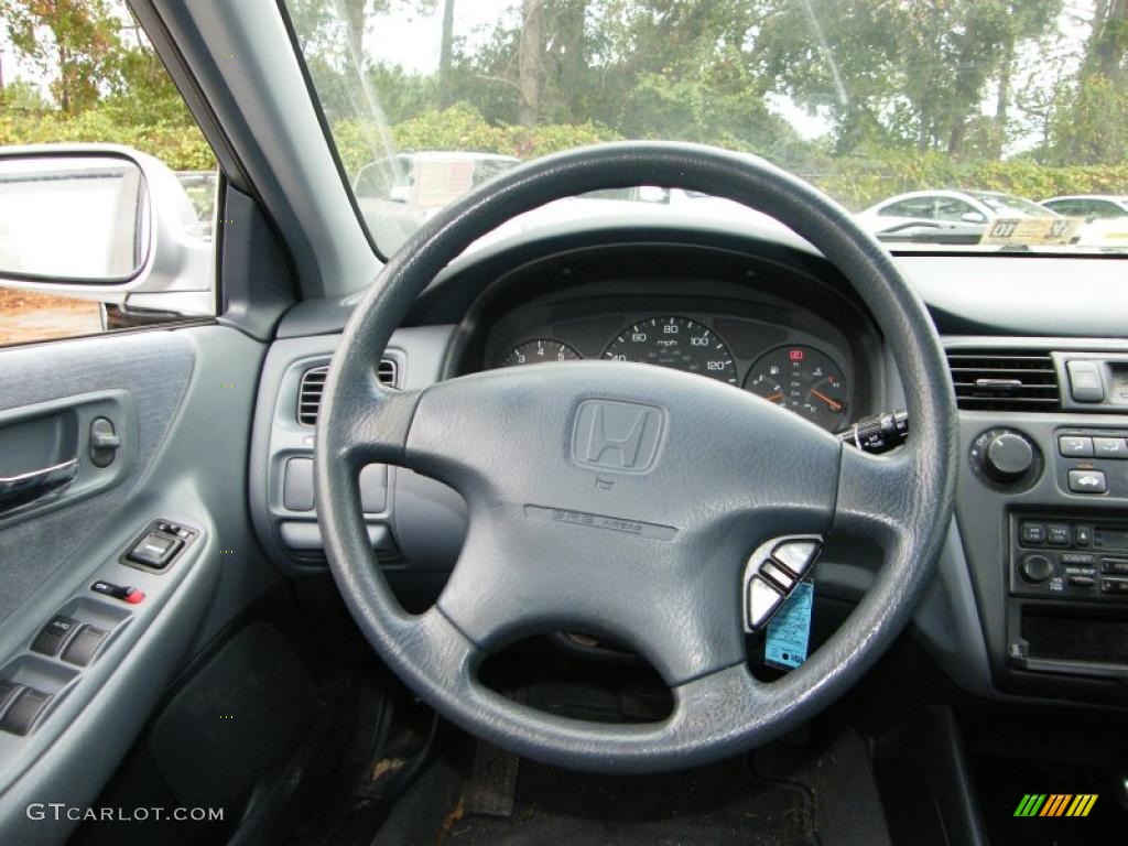 2000 Honda Accord LX Sedan Lapis Steering Wheel Photo #39219190