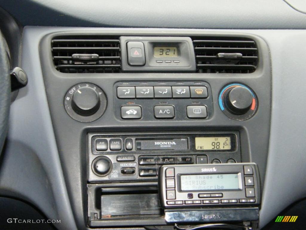 2000 Honda Accord LX Sedan Controls Photo #39219206