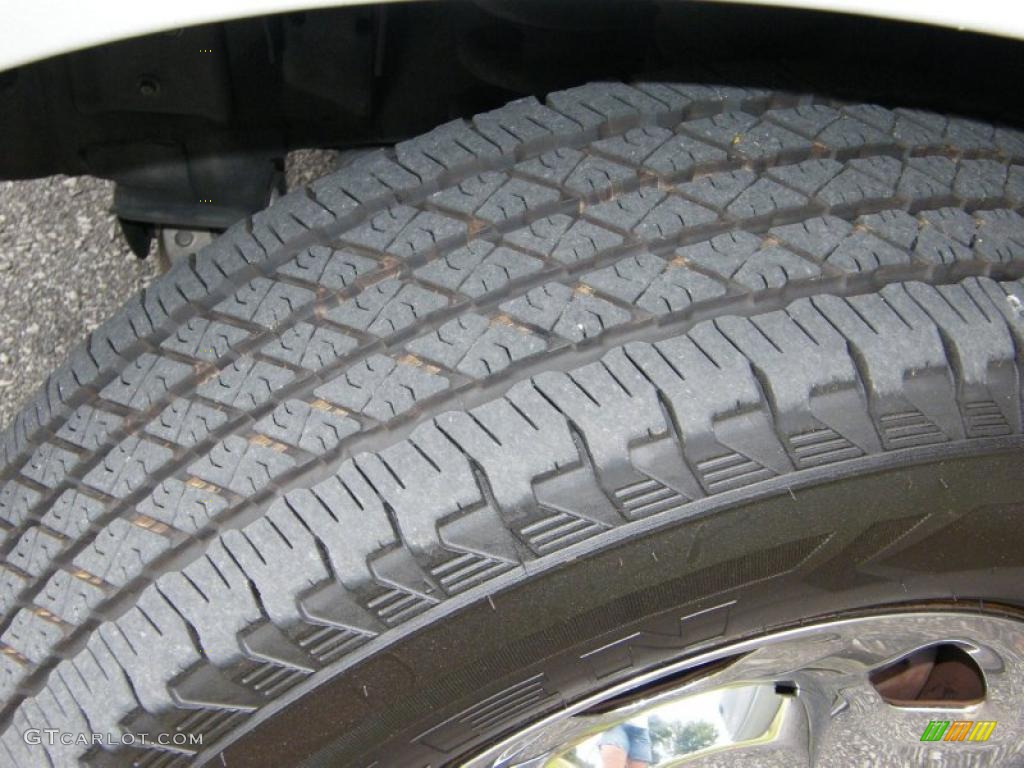 2005 F150 XL Regular Cab - Silver Metallic / Medium Flint Grey photo #12