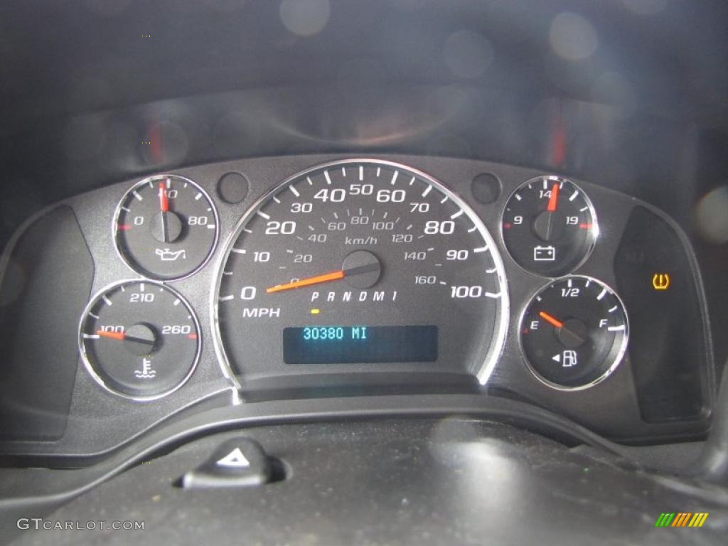 2010 Chevrolet Express 2500 Work Van Gauges Photo #39219634