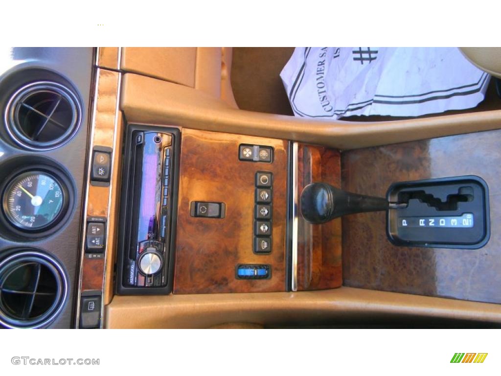 1987 Mercedes-Benz SL Class 560 SL Roadster Controls Photo #39219734