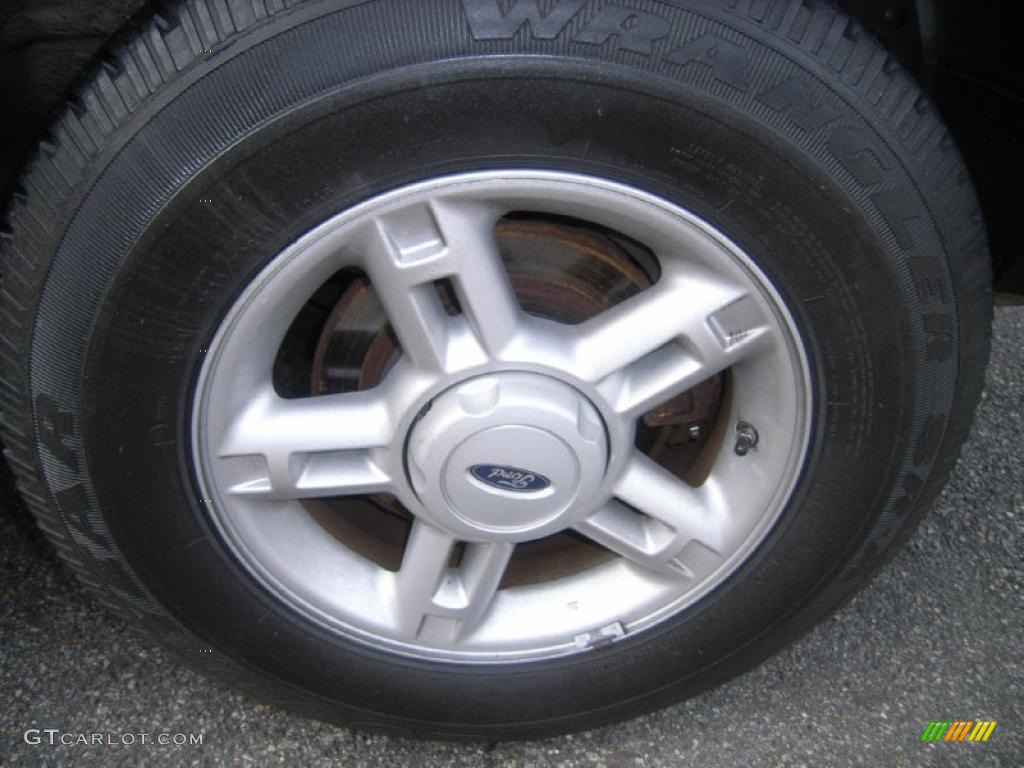 2005 Ford Explorer XLT 4x4 Wheel Photo #39221114