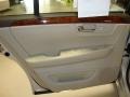 Light Platinum - DTS Sedan Photo No. 23