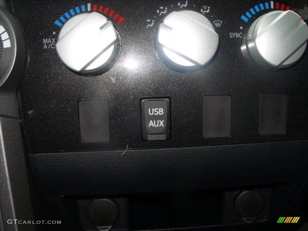 2011 Toyota Tundra SR5 Double Cab 4x4 Controls Photo #39222870