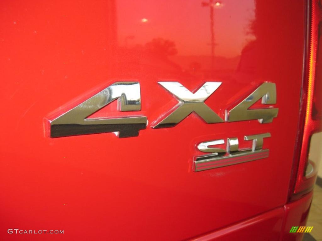 2005 Ram 1500 SLT Regular Cab 4x4 - Flame Red / Dark Slate Gray photo #10