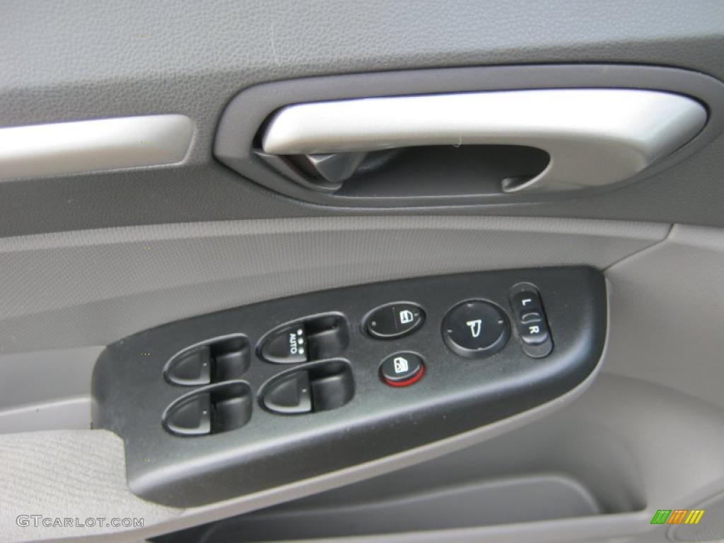 2006 Honda Civic EX Sedan Controls Photo #39225978