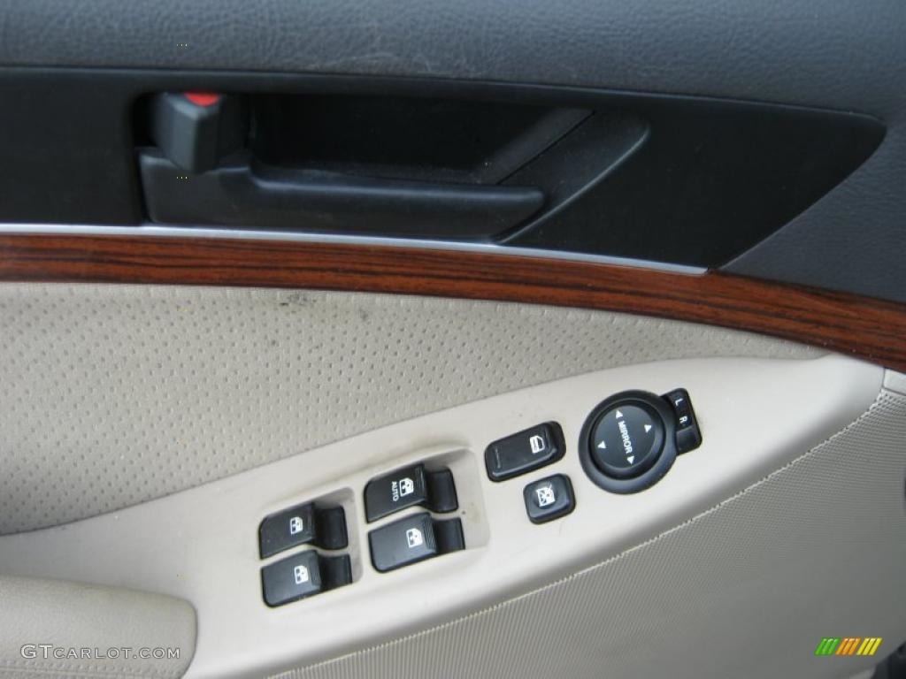 2007 Hyundai Veracruz GLS Controls Photo #39227030