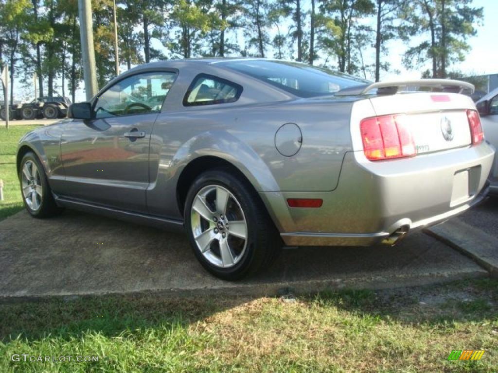 2007 Mustang GT Premium Coupe - Tungsten Grey Metallic / Light Graphite photo #4