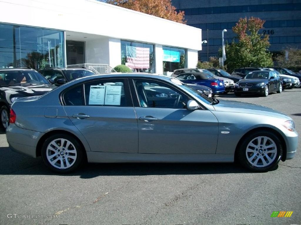 2007 3 Series 328xi Sedan - Arctic Metallic / Black photo #4