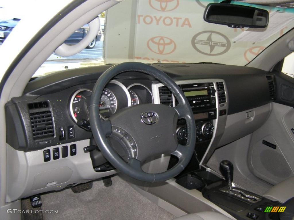 2007 Toyota 4Runner Limited 4x4 Stone Dashboard Photo #39233063
