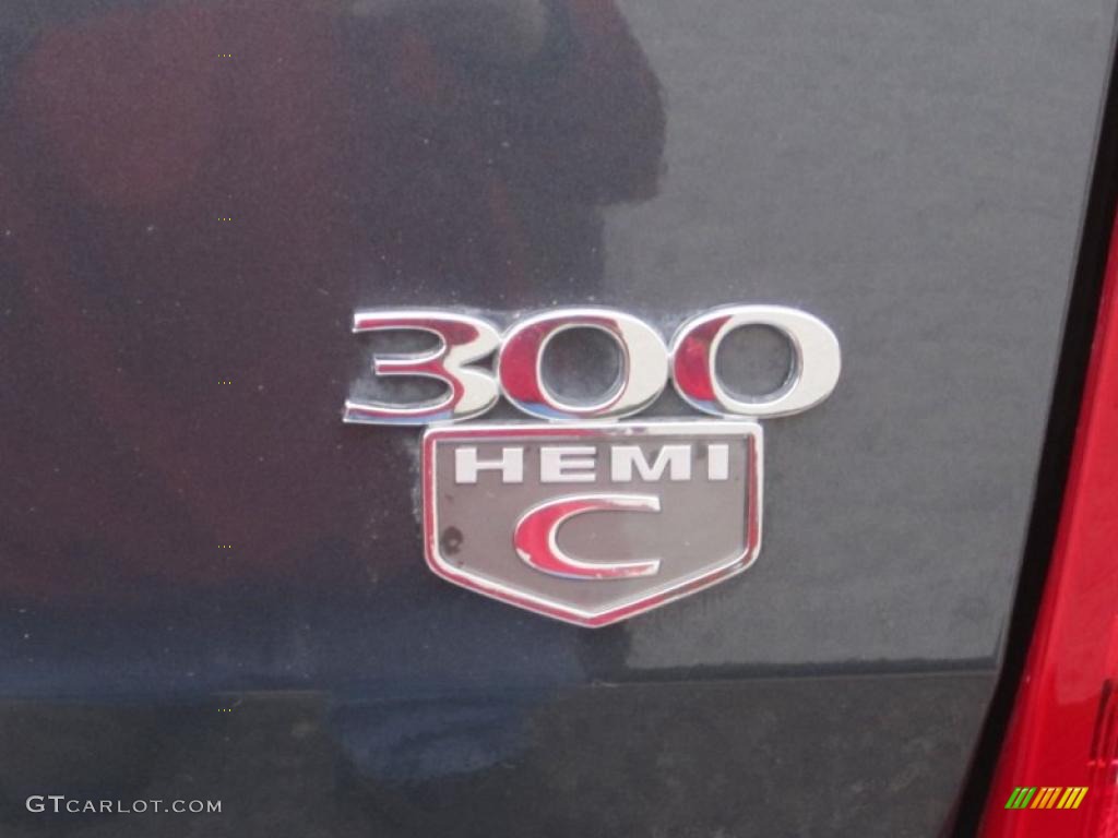 2008 300 C HEMI AWD - Dark Titanium Metallic / Dark Slate Gray photo #17