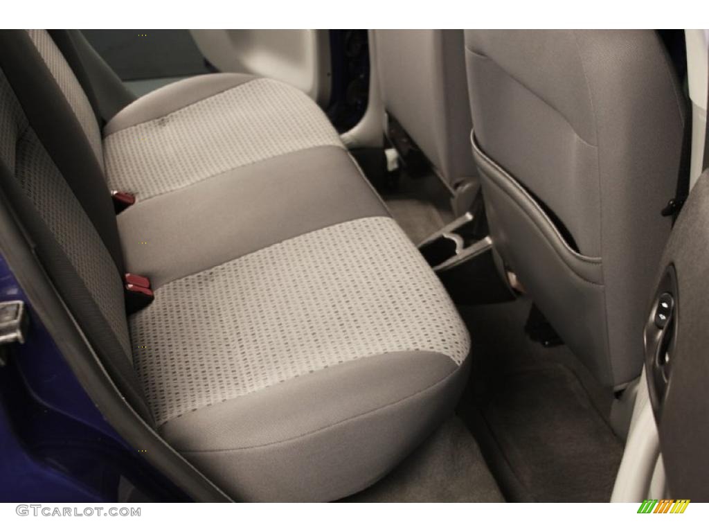 2006 Focus ZX4 SES Sedan - Sonic Blue Metallic / Dark Flint/Light Flint photo #7