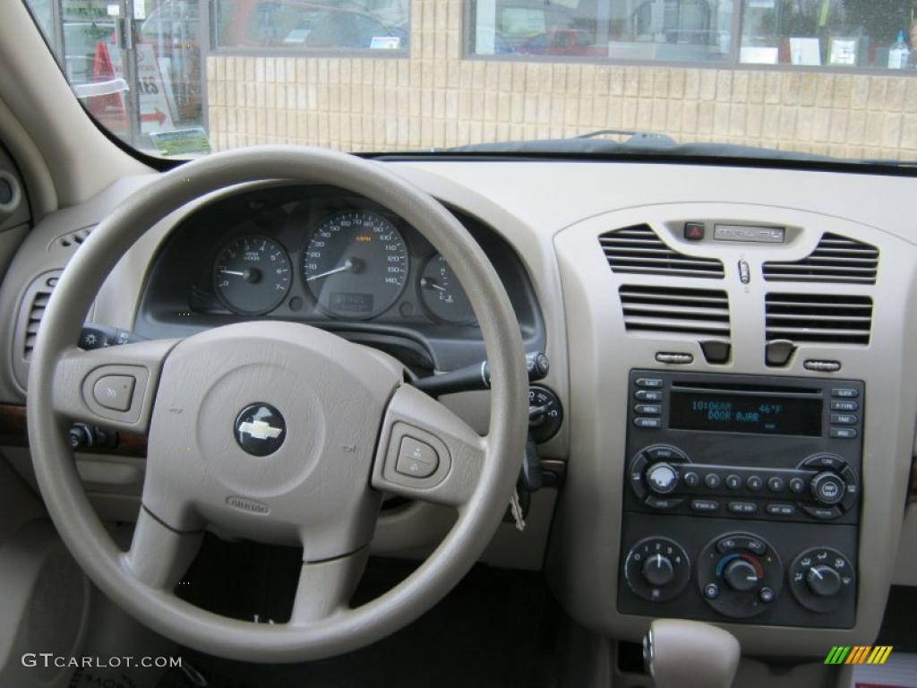 2005 Malibu LS V6 Sedan - Light Driftwood Metallic / Neutral Beige photo #4