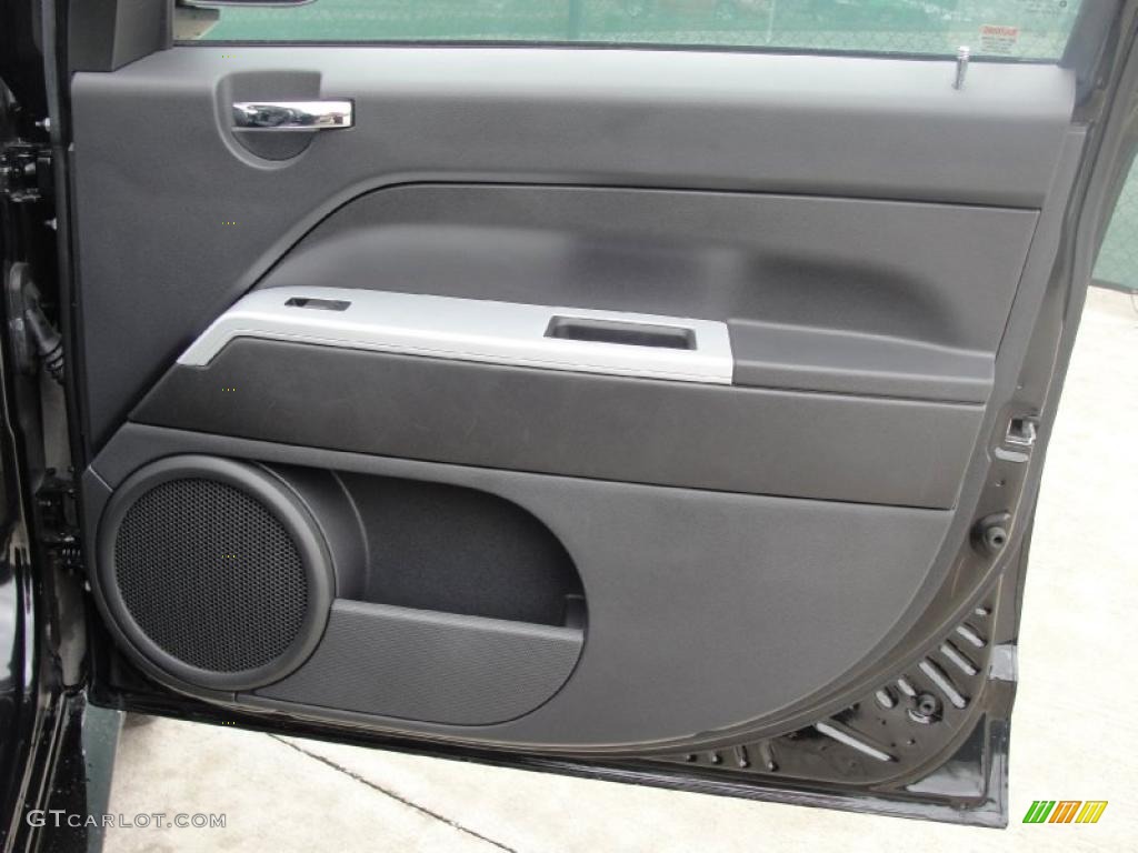 2008 Jeep Compass RALLYE Dark Slate Gray Door Panel Photo #39236685