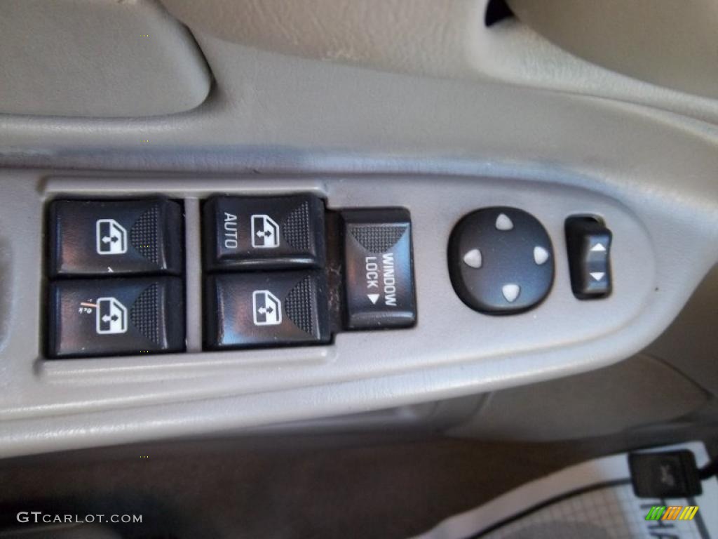 2005 Impala  - Medium Gray Metallic / Medium Gray photo #5