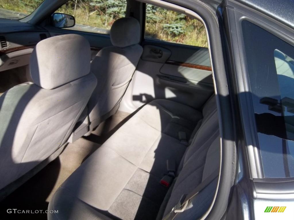 2005 Impala  - Medium Gray Metallic / Medium Gray photo #9