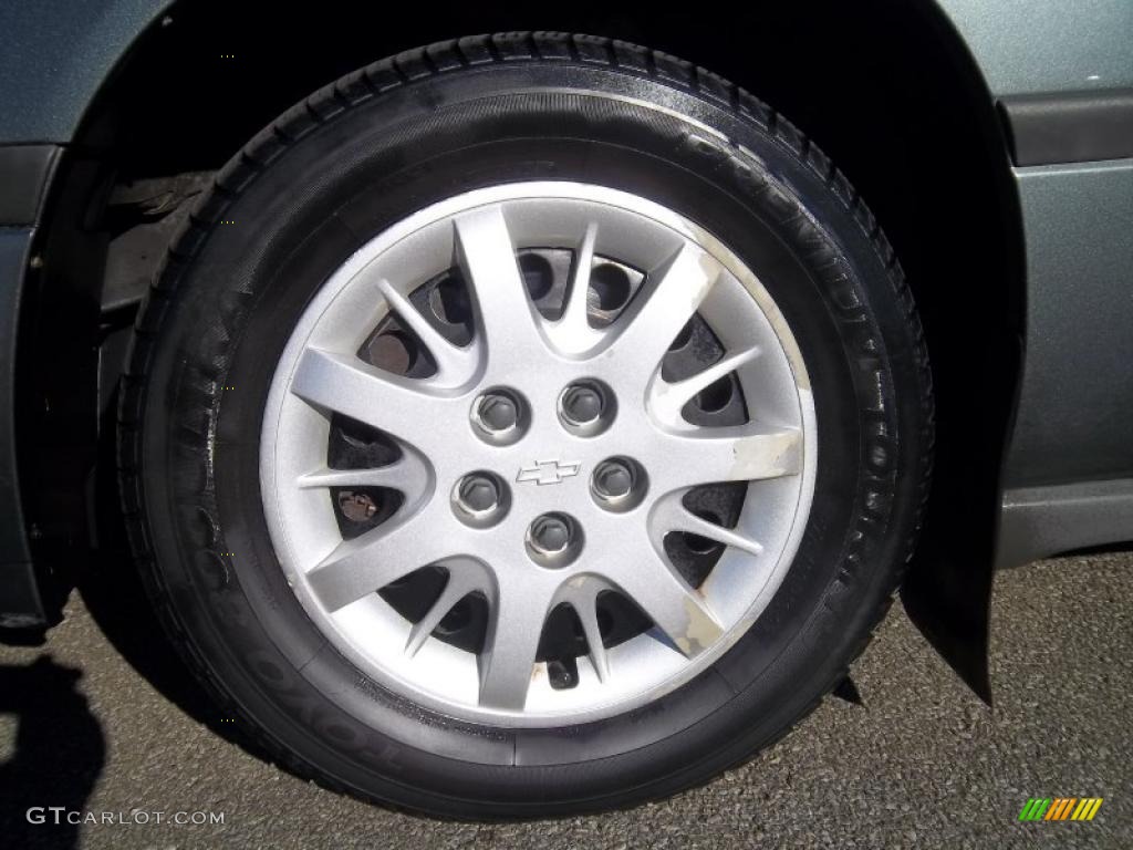 2005 Impala  - Medium Gray Metallic / Medium Gray photo #19