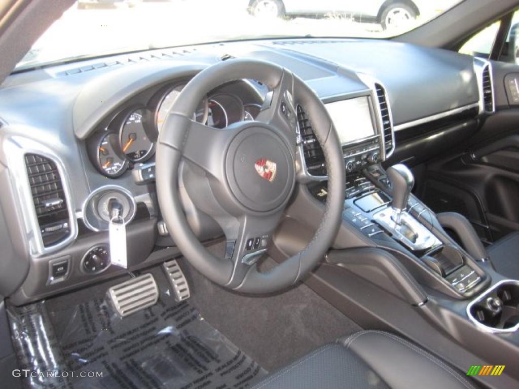 2011 Porsche Cayenne S Hybrid Black Dashboard Photo #39240542