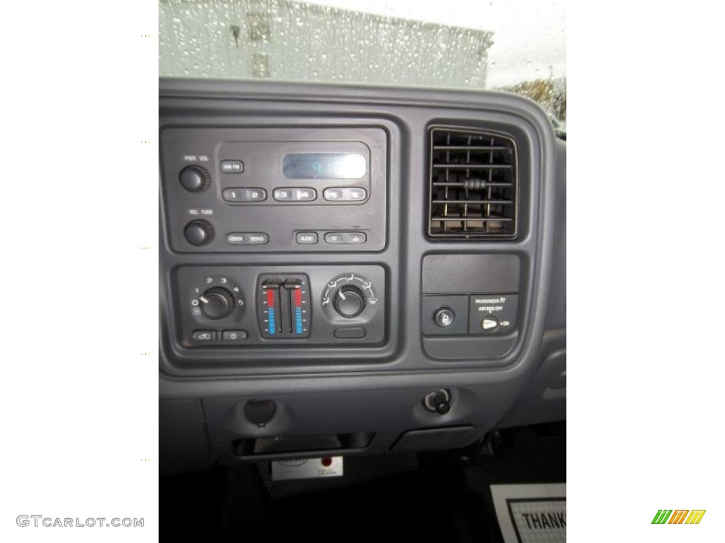 2003 GMC Sierra 3500 Regular Cab 4x4 Chassis Dump Truck Controls Photo #39241214