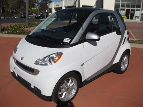 2010 Smart fortwo passion coupe Data, Info and Specs