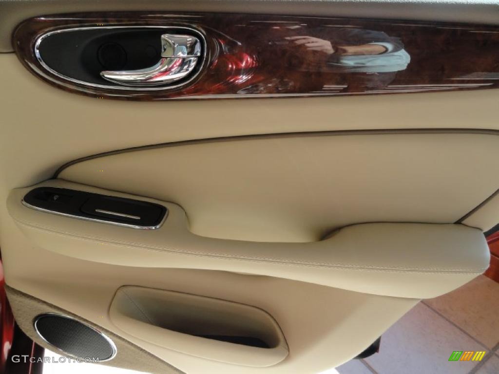 2008 Jaguar XJ XJ8 Champagne/Mocha Door Panel Photo #39243078