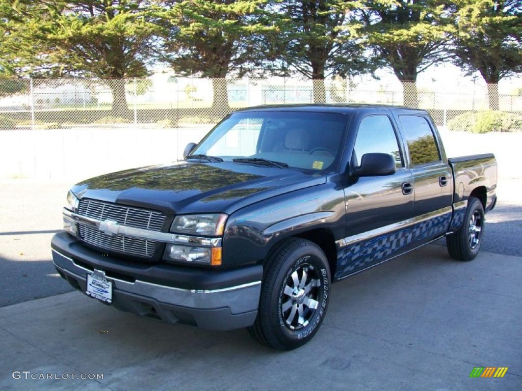 2004 Silverado 1500 LS Crew Cab - Dark Gray Metallic / Tan photo #6