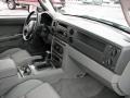 2006 Bright Silver Metallic Jeep Commander 4x4  photo #21