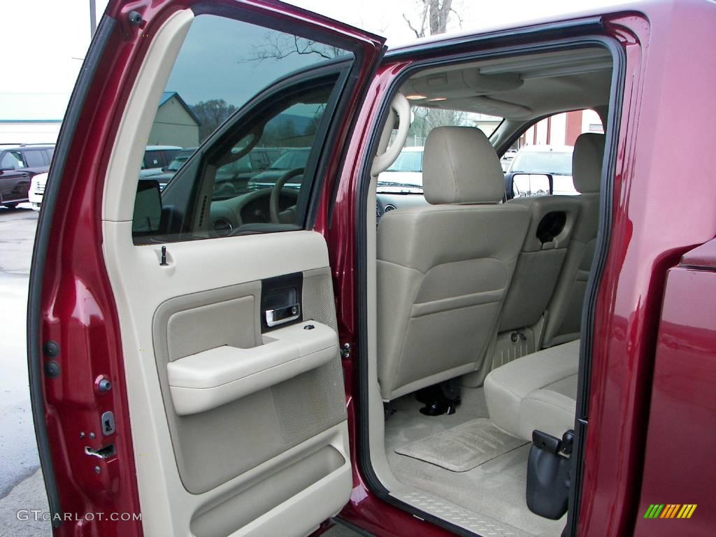 2005 F150 XLT SuperCrew 4x4 - Dark Toreador Red Metallic / Tan photo #14