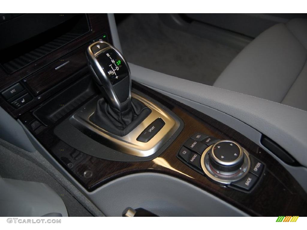 2009 BMW 5 Series 550i Sedan transmission Photo #39248043